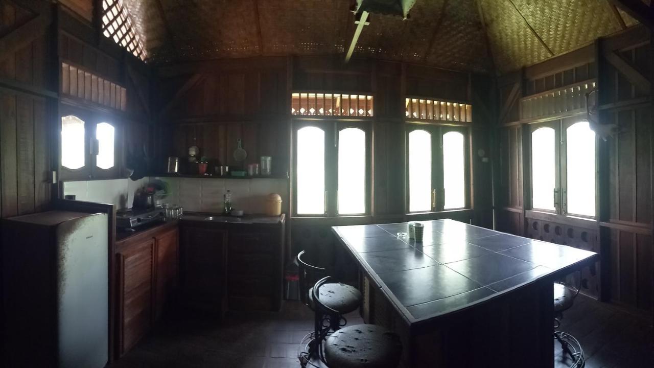 Orangutan Bungalow Bukit Lawang Exterior photo